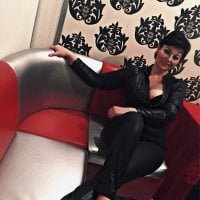 Arina11's Offline Chat Room