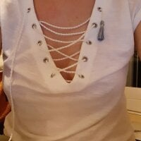 passion2025's Offline Chat Room