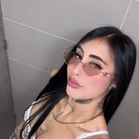 skinnyanddaphne webcam