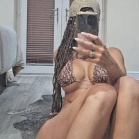 Saucy-Sharna webcam model