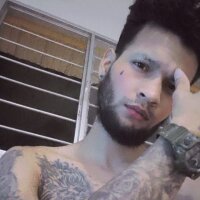 rudexfranco's Offline Chat Room