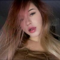 AlinaWalters webcam model