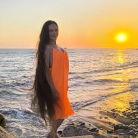Rapunzel_hairlover webcam