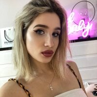 GraceRays Adlı Modelin Çevrimdışı Sohbet Odası