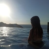 arynaughty's Avatar Pic