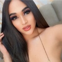 LegendaryNicole webcam