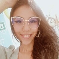 lia_rossi's Offline Chat Room