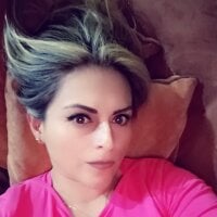 Carrito23's Offline Chat Room