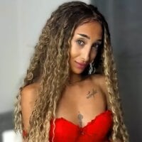 EvelynHais