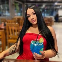 QueenYumi's Avatar Pic