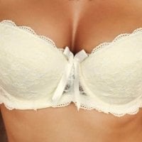 Lillian_Kiss' Offline Chat Room