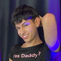 Ezra_Storm webcam