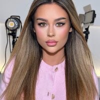 YasmineShaw's Profile Pic