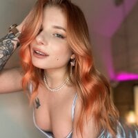 LanaSparks webcam
