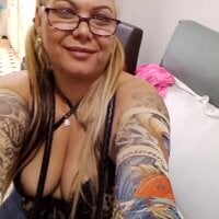 Lvna6969 webcam model