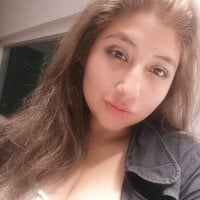 Offline chatovací místnost Yesica_Castillo