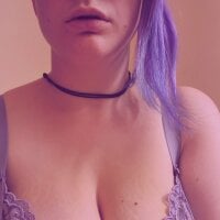 Curvykilljoy1000's Offline Chat Room
