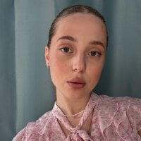 MissyBenson model avatar