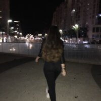Arianna_Jat Adlı Modelin Çevrimdışı Sohbet Odası
