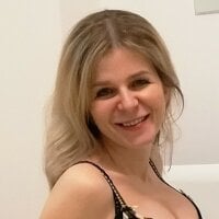 MilfNatashe webcam