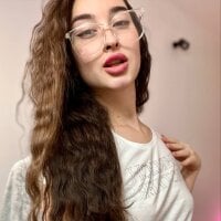 Sabrina_Halll