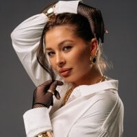 AlexandraBloom webcam model