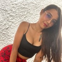 emmelyn_adams 離線聊天室