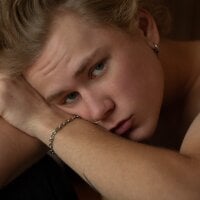 flexing_sexing's Offline Chat Room