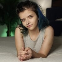 Beatrice_net Adlı Modelin Çevrimdışı Sohbet Odası