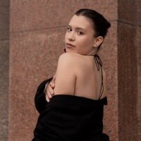 sarahstoke webcam model