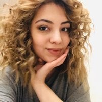 ห้องแชทออฟไลน์ของ Chloe_Hernandez