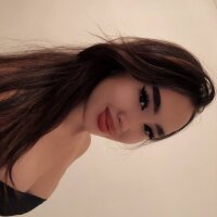 asianangela312's Offline Chat Room