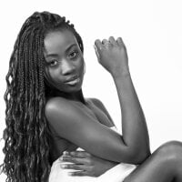 Sara_Naugty webcam model