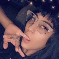 belladoxxx's Offline Chat Room