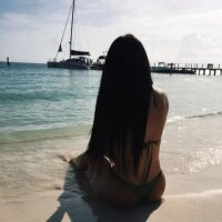 Ariana_Addams2
