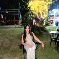 HollyMariee model avatar