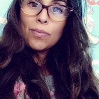 latinamylove's Offline Chat Room