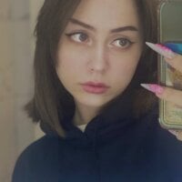 Charli_Cutie's Profile Pic