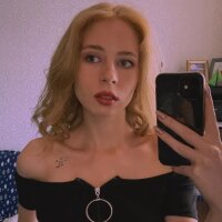 milena_foxy offline chatrum