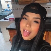 linda-_-babeのオフラインチャットルーム