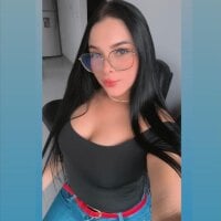 luna_jaramillo webcam model