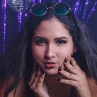 AdharaLevieve's Offline Chat Room
