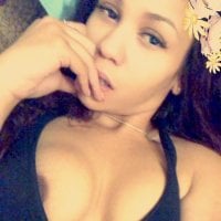 Offline chatovací místnost lightskinnkittyxx