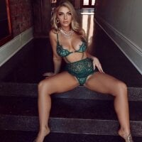 charlierosex's Offline Chat Room