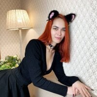 Lucretia_Moon's Offline Chat Room