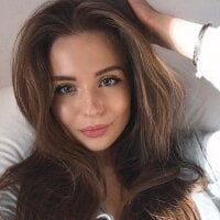 Girl_Rossie's Profile Pic