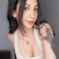 Megan_Kuromi webcam model