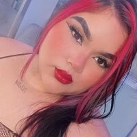 AlyzzandreRouge webcam model