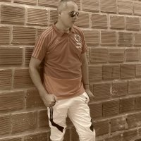 complacientexxx's Offline Chat Room