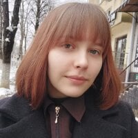 JulianaBenham's Avatar Pic